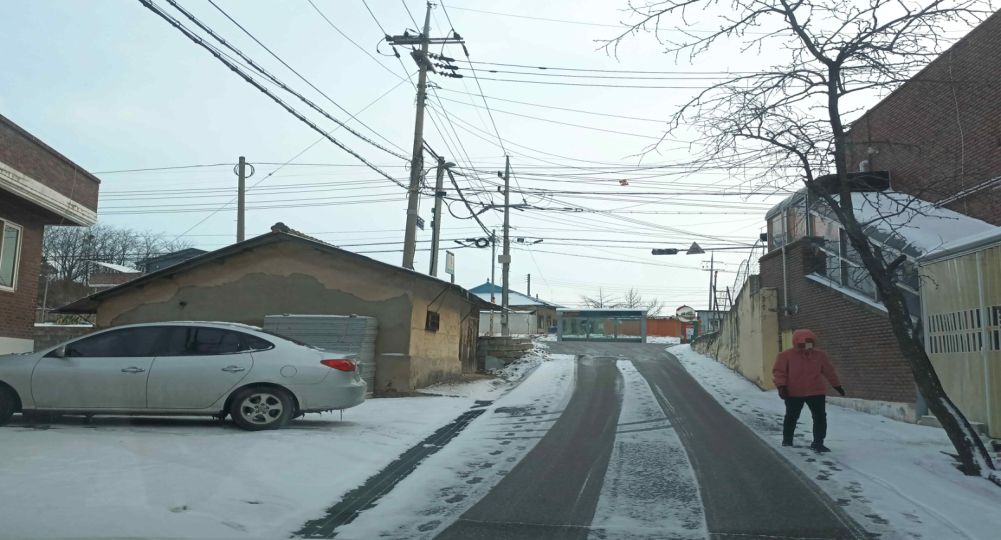 住宅区上坡小巷